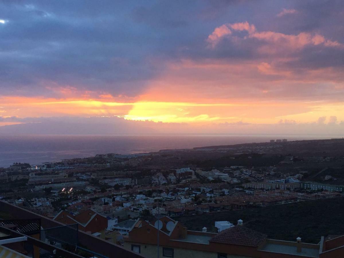 Ferienwohnung 1713 Sunset Ocean View, Terrace,Heated Pool Costa Adeje  Exterior foto